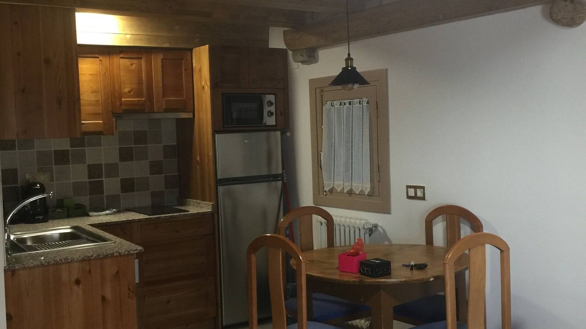 Senegue Apartment | Ideal apartment for a family of 4 near Formigal ski resort Biescas Pyrenees.
