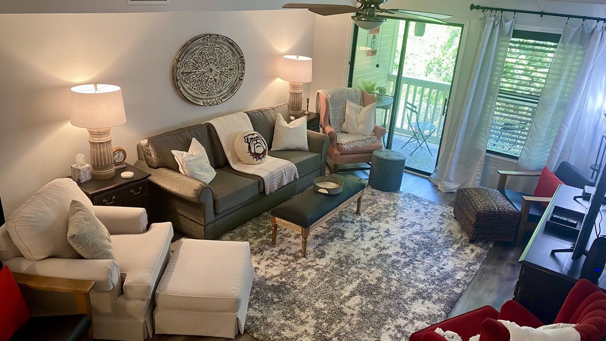 Athens Condo | Ideal Athens Retreat – Minutes from Downtown & UGA!