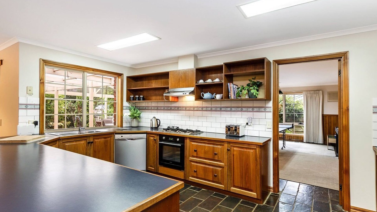 Warrnambool House | Ideal family holiday home in the seaside town of Warrnambool