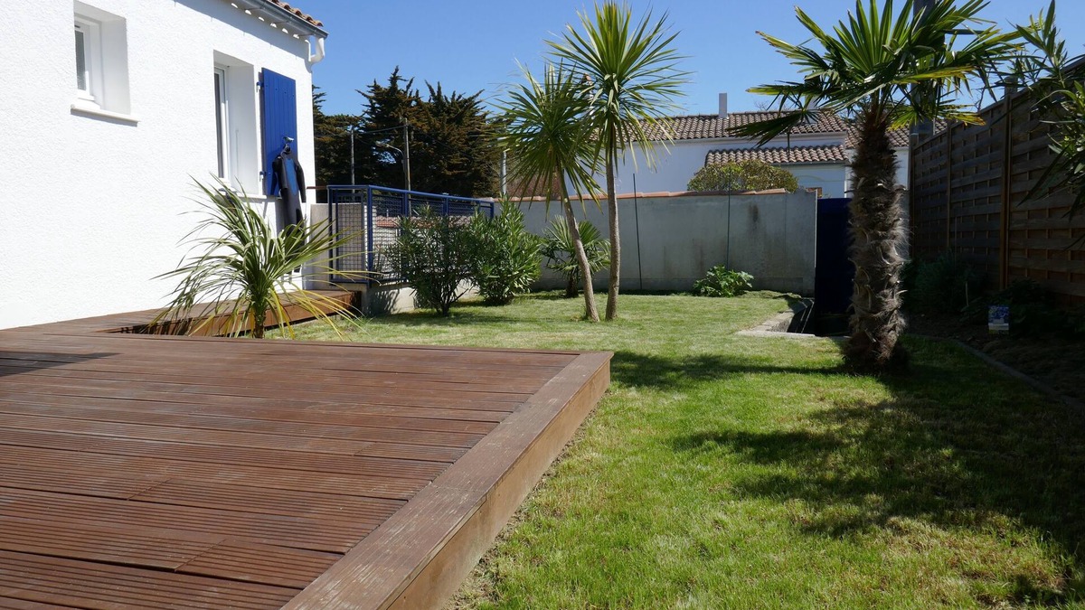 Saint-Denis-d'Oleron House | Ideal for a family! Seaside, without a car, while walking .