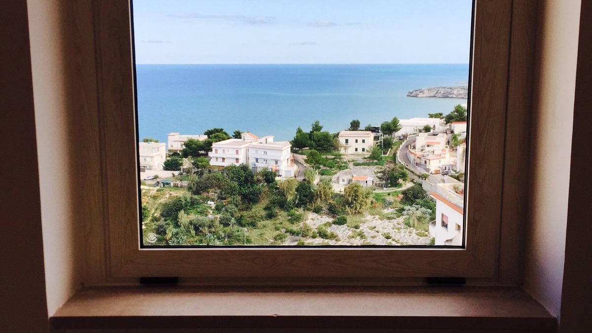 Peschici Apartment | Ideal for families and groups, umbrella and deck chairs included in the price