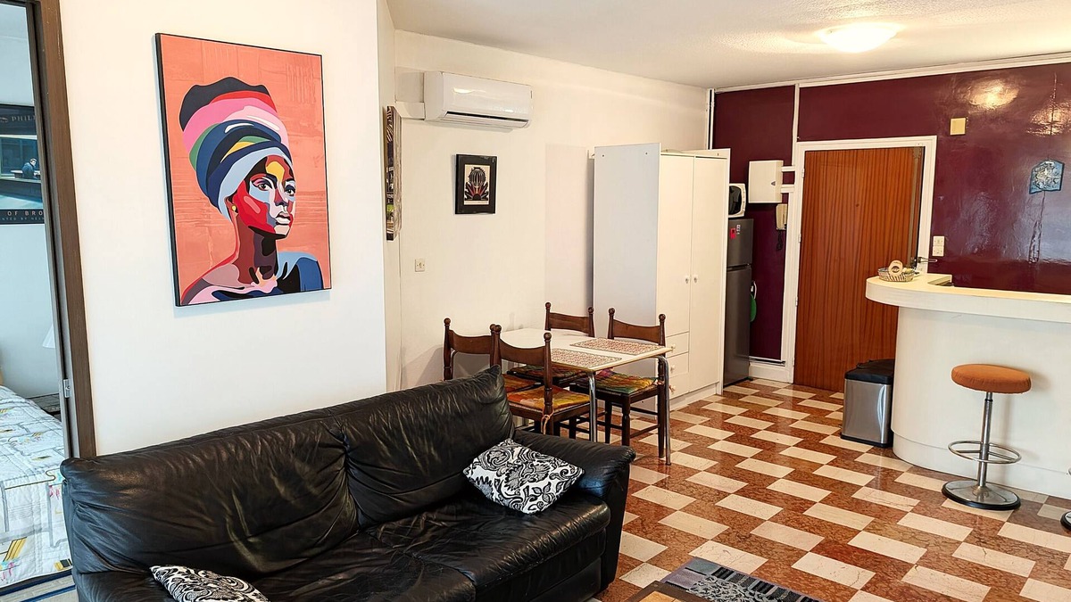Saint-Mathieu Apartment | ♥ IDEAL Home center - 2 bedrooms & Loggia & Garage ♥