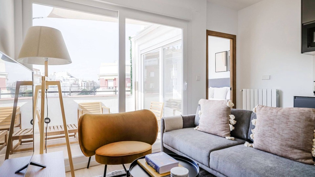Ibiza Apartment | Ideal Ibiza 2BR w/Doorman & A/C, nr Retiro Park, by Blueground