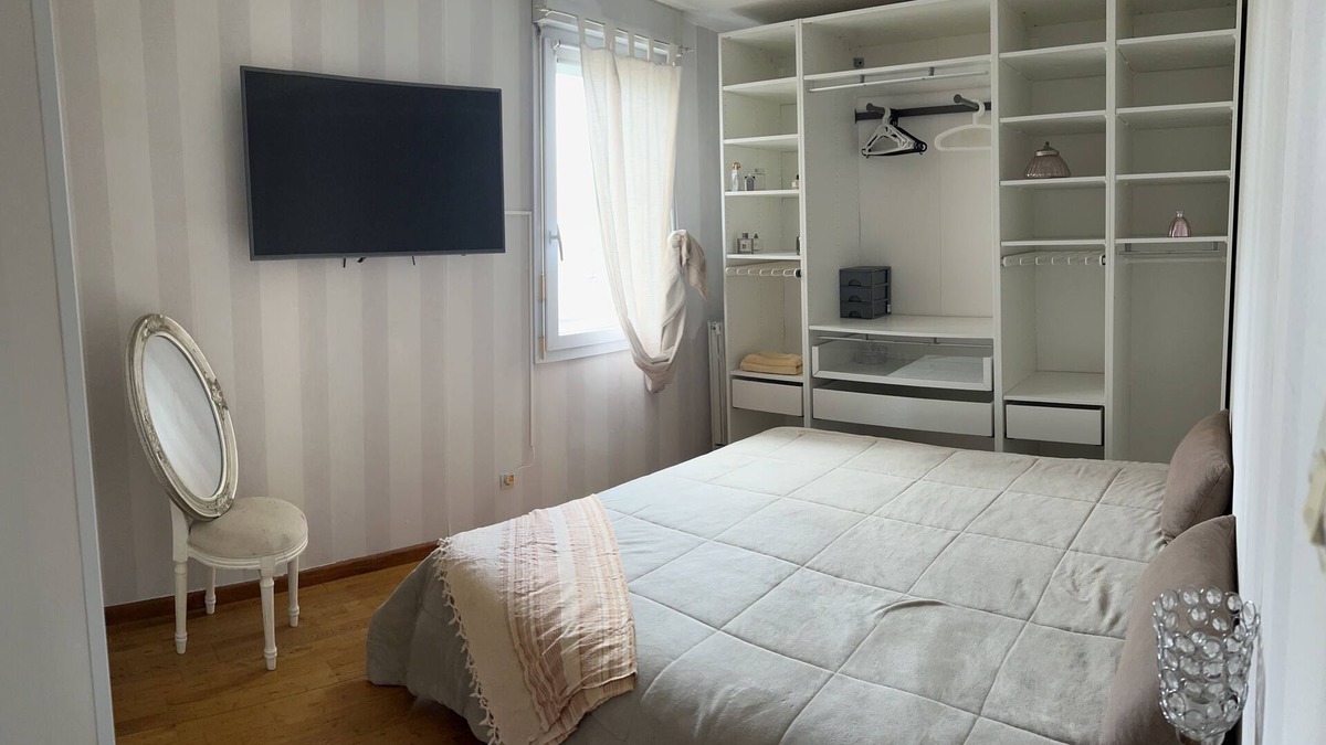 Lemasson Apartment | Ideal location