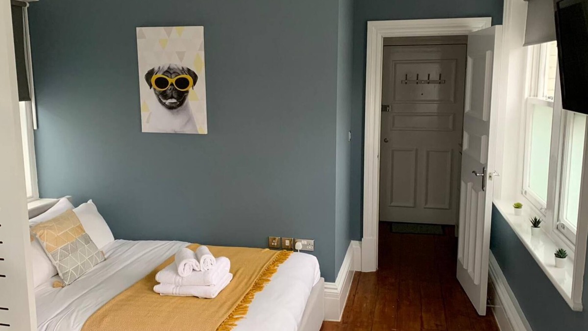 Bristol Old City Apartment | Ideal location! Studio flat in heart of the city