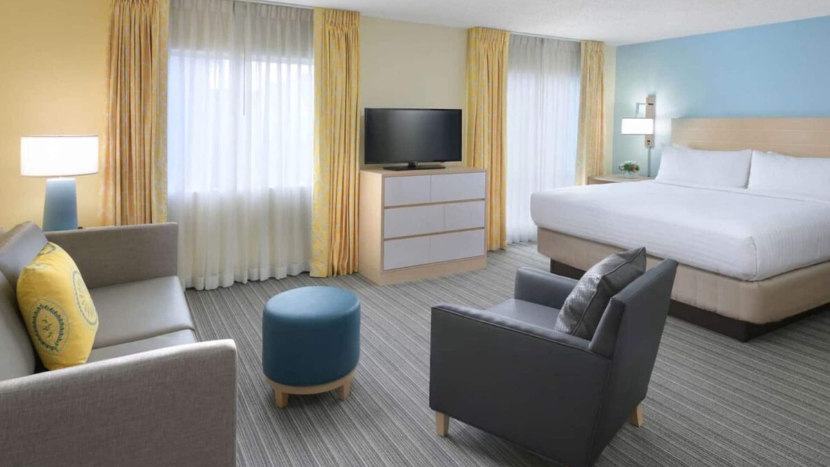 Newark Resort | Ideal Mix of Comfort and Value! Free Breakfast, Near White Clay Creek State Park