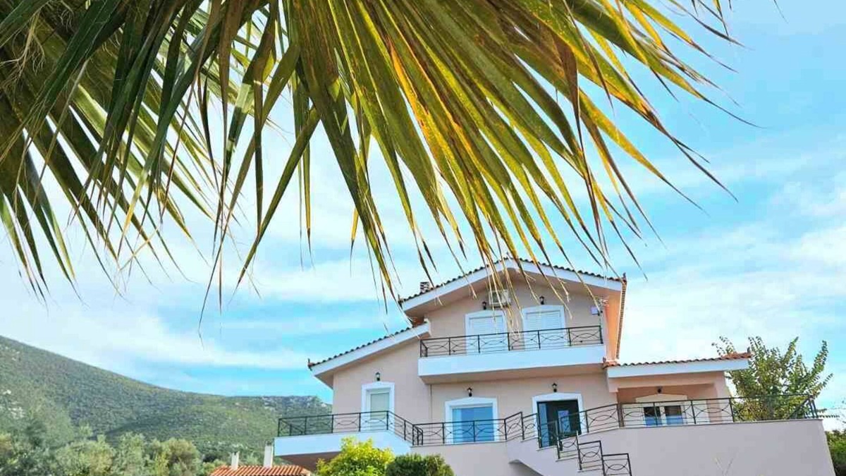 Chalcis Villa | Ideal place for peace and tranquility, away from the noise of the city.