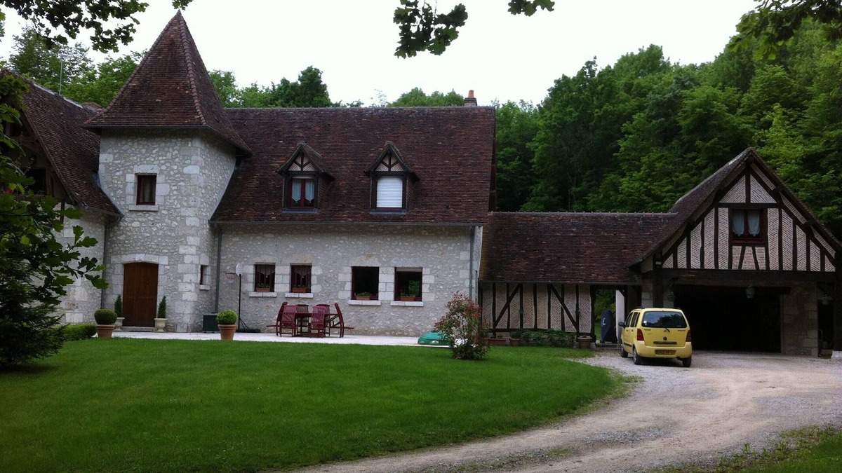 Mont-pres-Chambord House | Ideal stopover to visit the Loire castles.