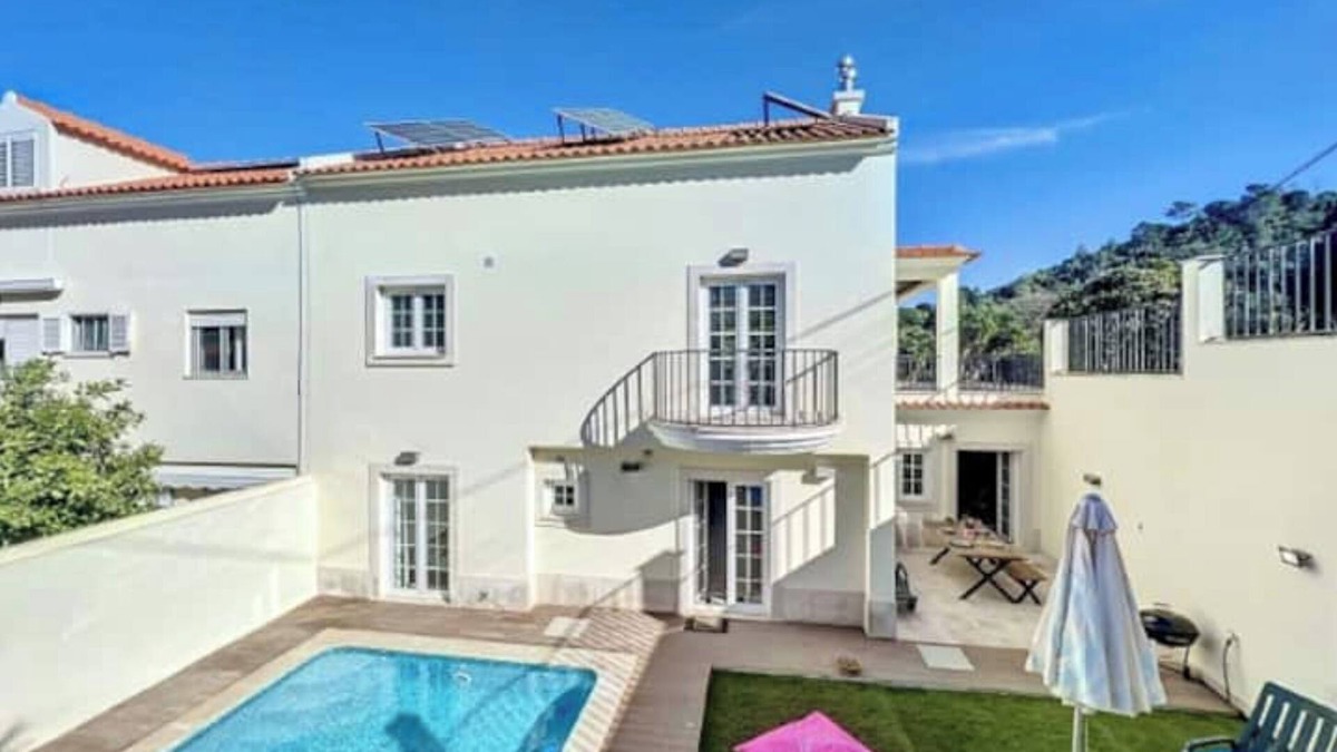 Nossa Senhora da Anunciada House | Ideal vacation home for families. 5 minutes from the wonderful Arrábida beaches