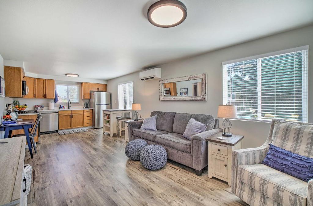 Buckley Apartment | Ideally Located Buckley Apartment with Balcony!