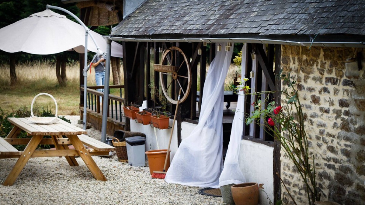 Saint-Aubin-Fosse-Louvain Cottage | Idyllic Rural peaceful Cottage