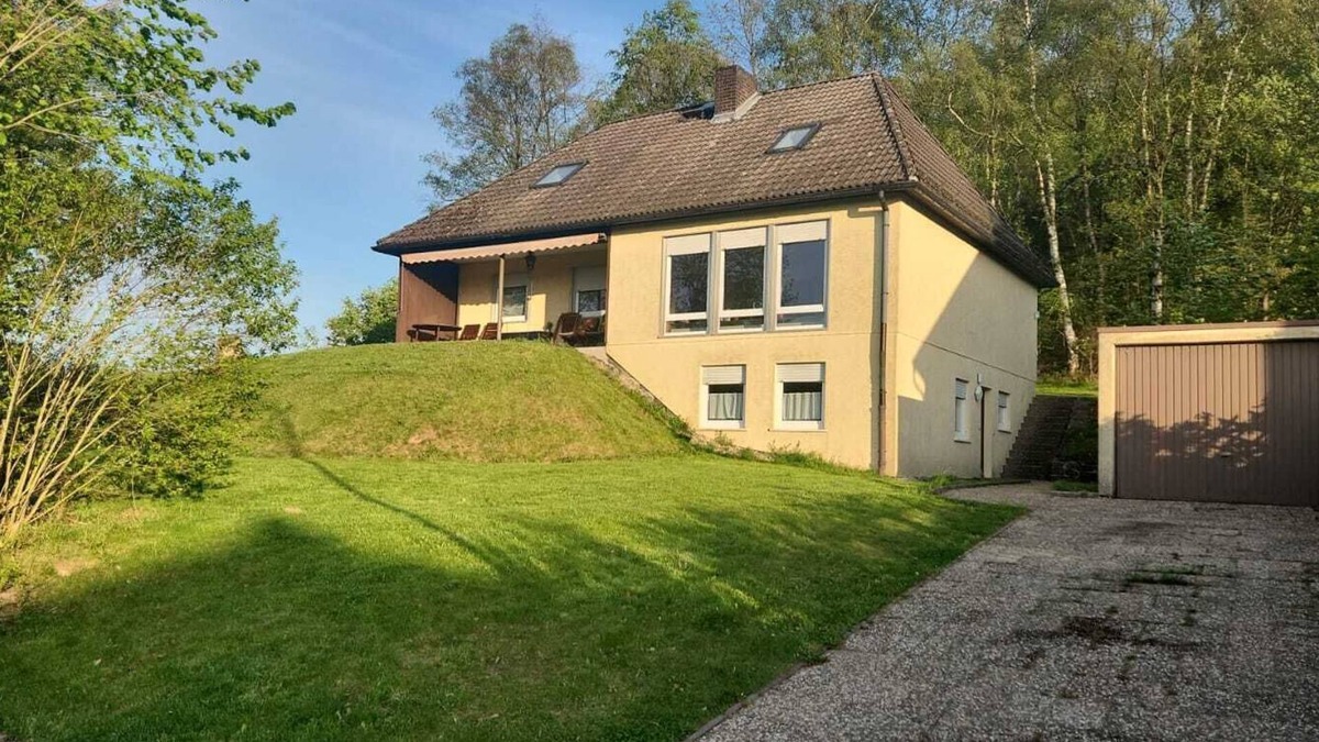Poppenhausen Condo | Idyllic and quiet vacation apartment at the Ebersburg