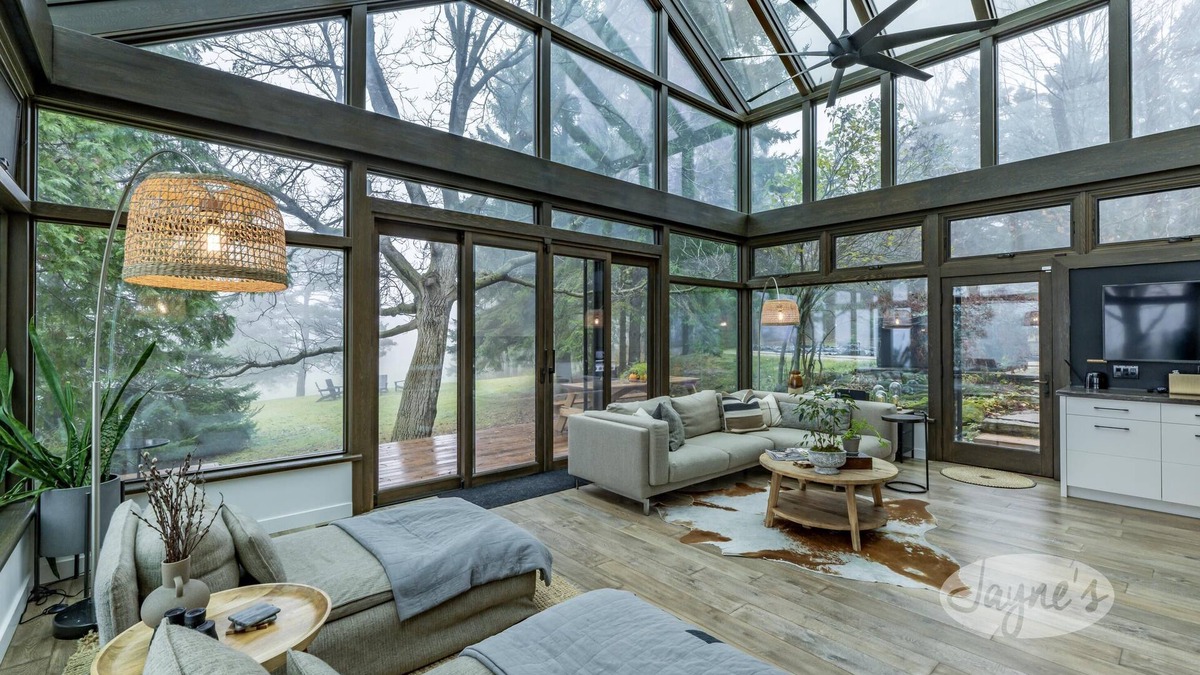 Mono House | Idyllic 4 Bed 3 Bath Country Retreat