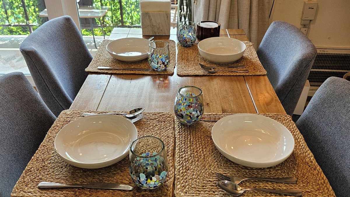 Pimmit Apartment | Idyllic Apartment Near DC, 2 Bed, King Bed