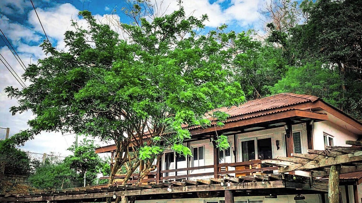 Ilocos Region Apartment | Idyllic apartment with a stunning view in charming Burgos