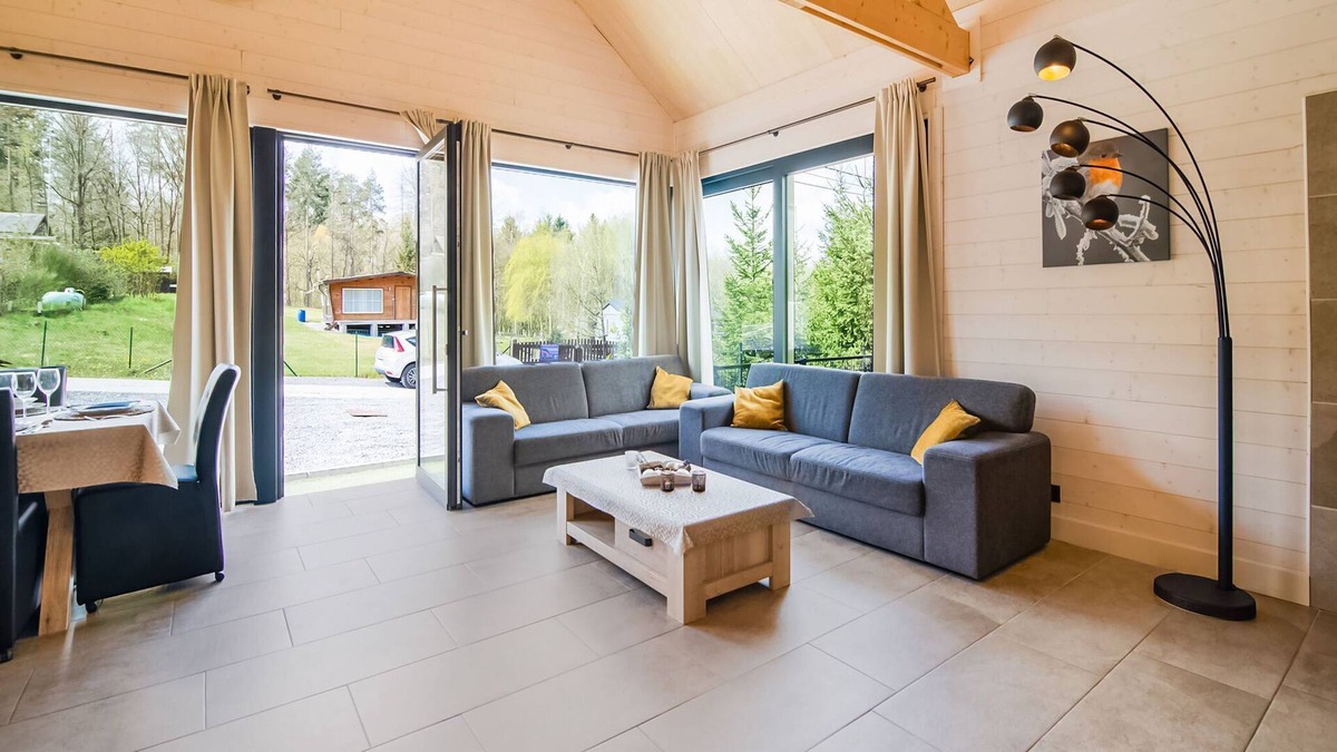 Ny Ski Chalet | Idyllic Chalet in Biron with 2 Jacuzzis and Sauna