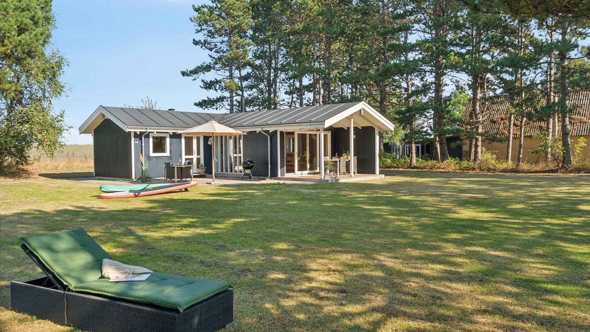 Grlev House | Idyllic family summer house 75 meters from coast