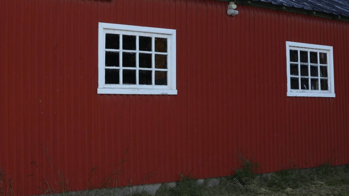 Knapplund RV Rental | Idyllic fishing location in Målselva for camping and parking