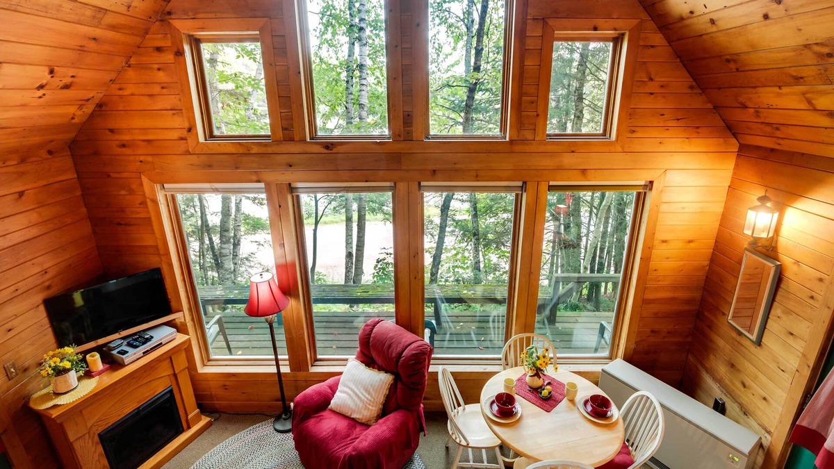 Hill Cabin | Idyllic Little Bass Lake Cabin with Fire Pit!