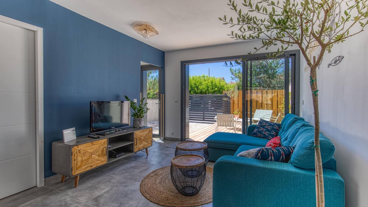 Hourtin-Plage House | Idyllic" new house Ocean and forest 3mn walk away
