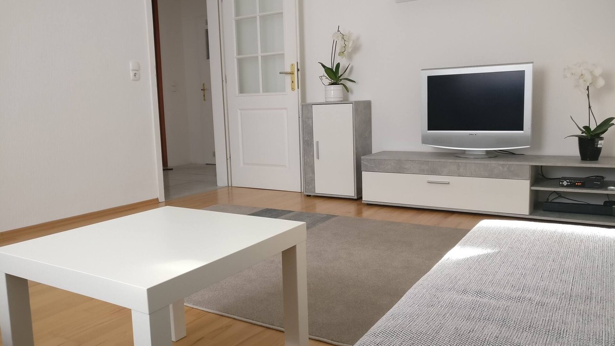 Deidesheim Apartment | Idyllic on the wine route. From state guests to wine hikers
