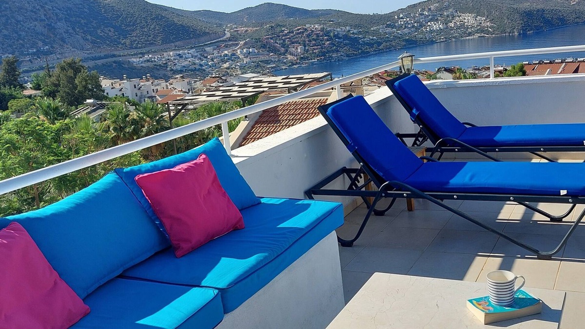 Kalkan Villa | Idyllic peaceful 3 bed, 3 bath villa, heated pool, mature gardens, sleeps 6
