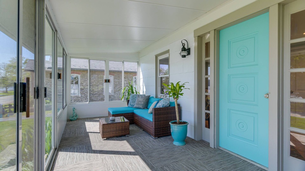 Wrightsville Cottage | Idyllic Retreat w/Lake Views - Near Marina!