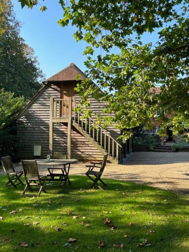 Plumpton Green Apartment | Idyllic rural retreat