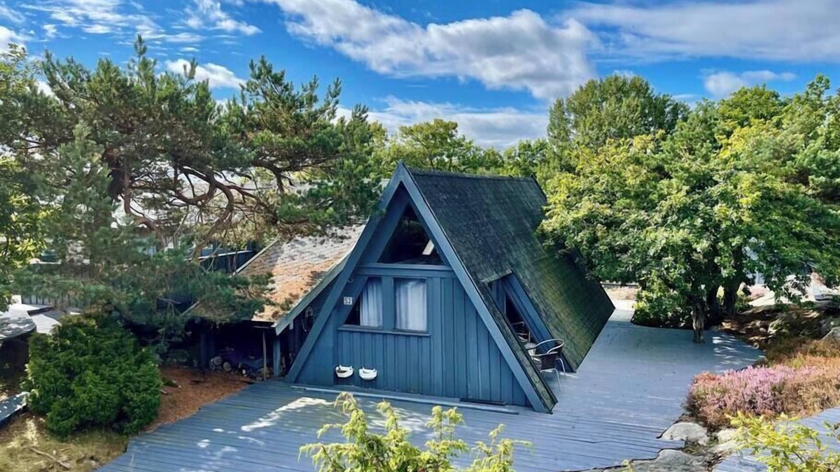 Lillesand House | Idyllic Sea Cottage on Justøya Island, Lillesand