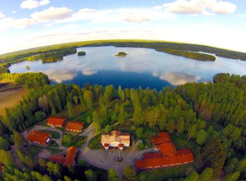 Virrat Hotel | Idyllinen Rajaniemen Pappila kutsuu!