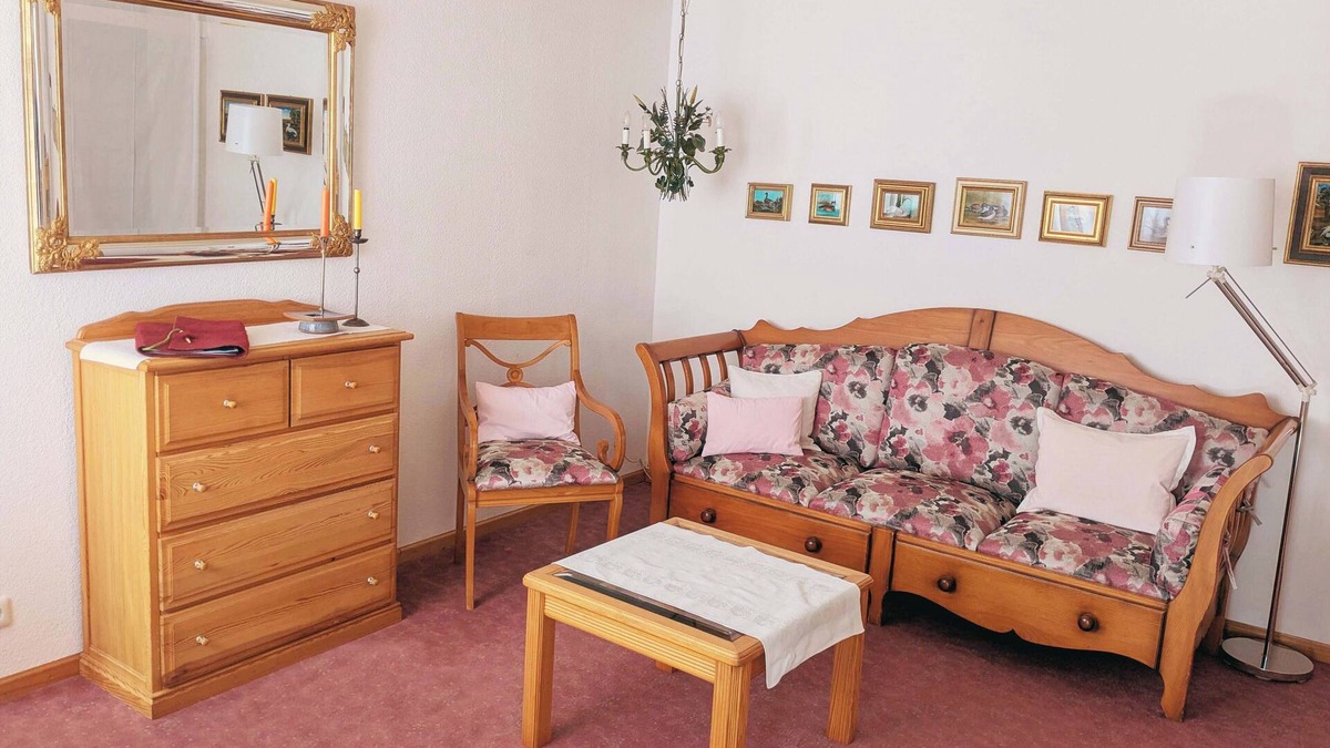 Thanstein Apartment | Idyllisch gelegene FeWo (44qm) im EG mit 2 Schlafzimmern