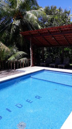 Hatillo Hotel | Iguana Libre