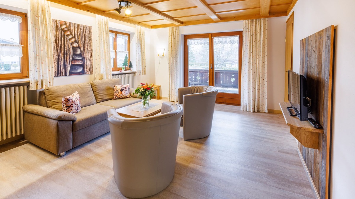 Grashof Apartment | II, Apartment Rauschberg 54sqm, balcony, kitchenette, 2 bedrooms, living room