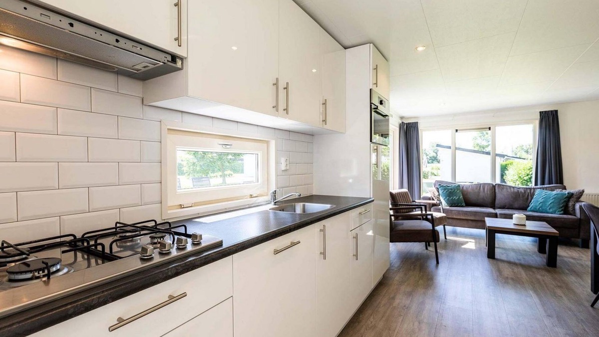 Lageweg Ski Chalet | ✓ IJssellodge at Parc de IJsselhoeve ✓ Holiday home for 5 persons ✓ Located in Nieuwerkerk aan den IJssel (Zuid-Holland) ✓ Holiday park next to the IJssel ✓ Book directly through the park