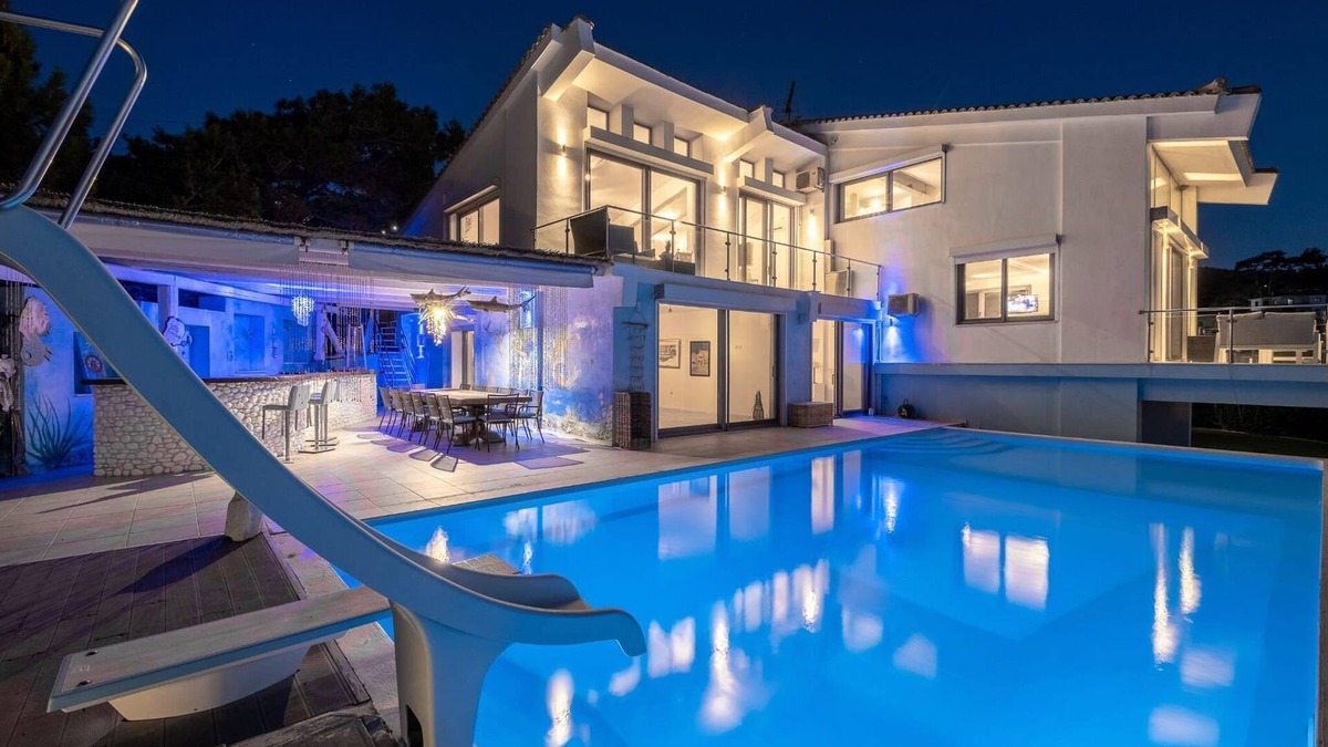 Gialiskari Villa | Ikaria Beachfront Villa | 7 Bedrooms | Villa Indigo Blue Haven | Infinity Pool.