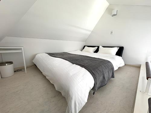 Higashiyama Apartment | Ikejiri Ohashi Sta 10min walk,Nakameguro 10 min walk,Switch