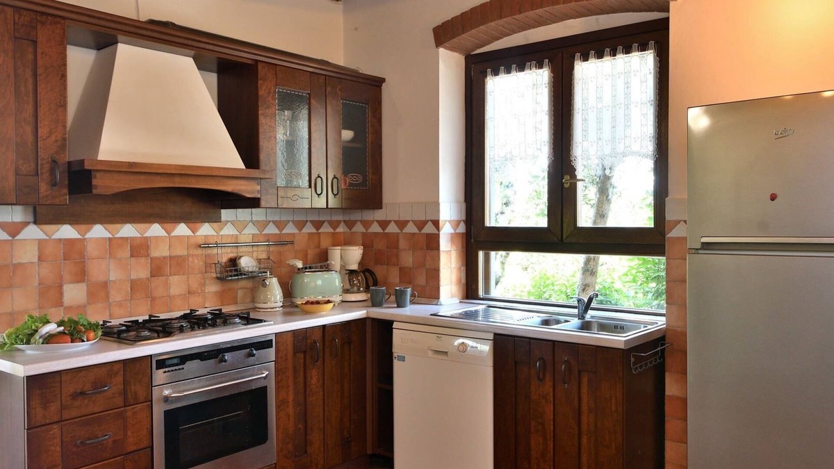 Castroncello Villa | Il Bel Laghetto, Castiglion Fiorentino, Arezzo and Cortona