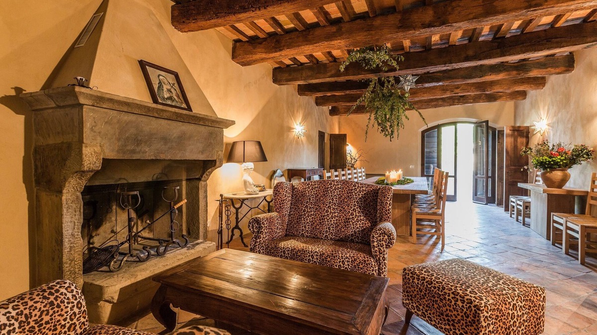 Saludecio House | Il Casale di Meleto - splendid villa surrounded by greenery a few km from the sea