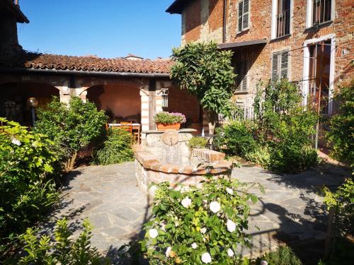 Camagna Monferrato House | Il CHIOSTRO oasi di pace con antica cantina nel cuore del Monferrato Unesco