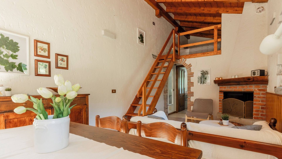 Barzio House | Il Giardino Segreto: Luna