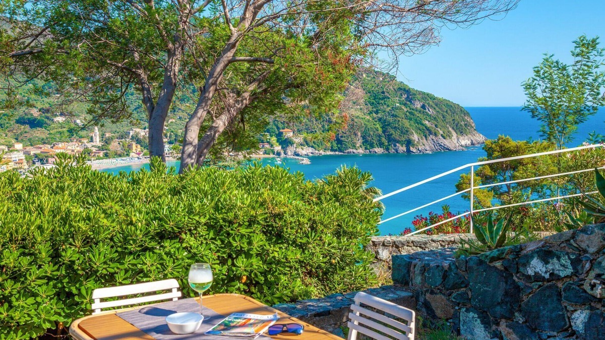 Valle Santa Apartment | "Il Giardino Sul Mare", garden on the sea, sea-view, comfortable for 4 people, Levanto