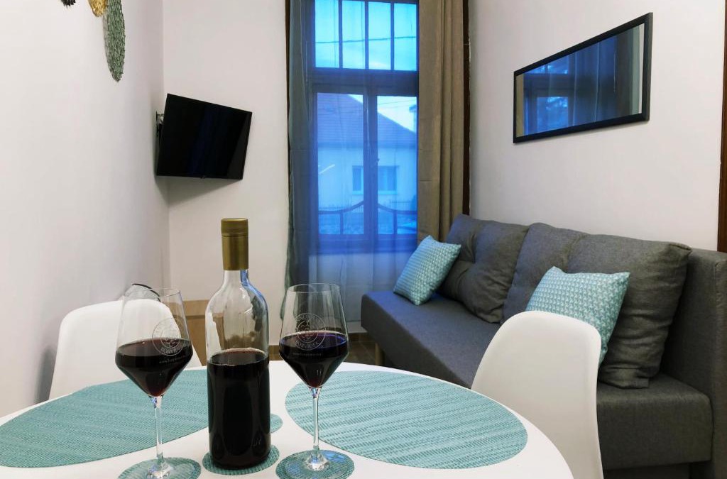 Pannonhalma Apartment | IL-LAK Apartman