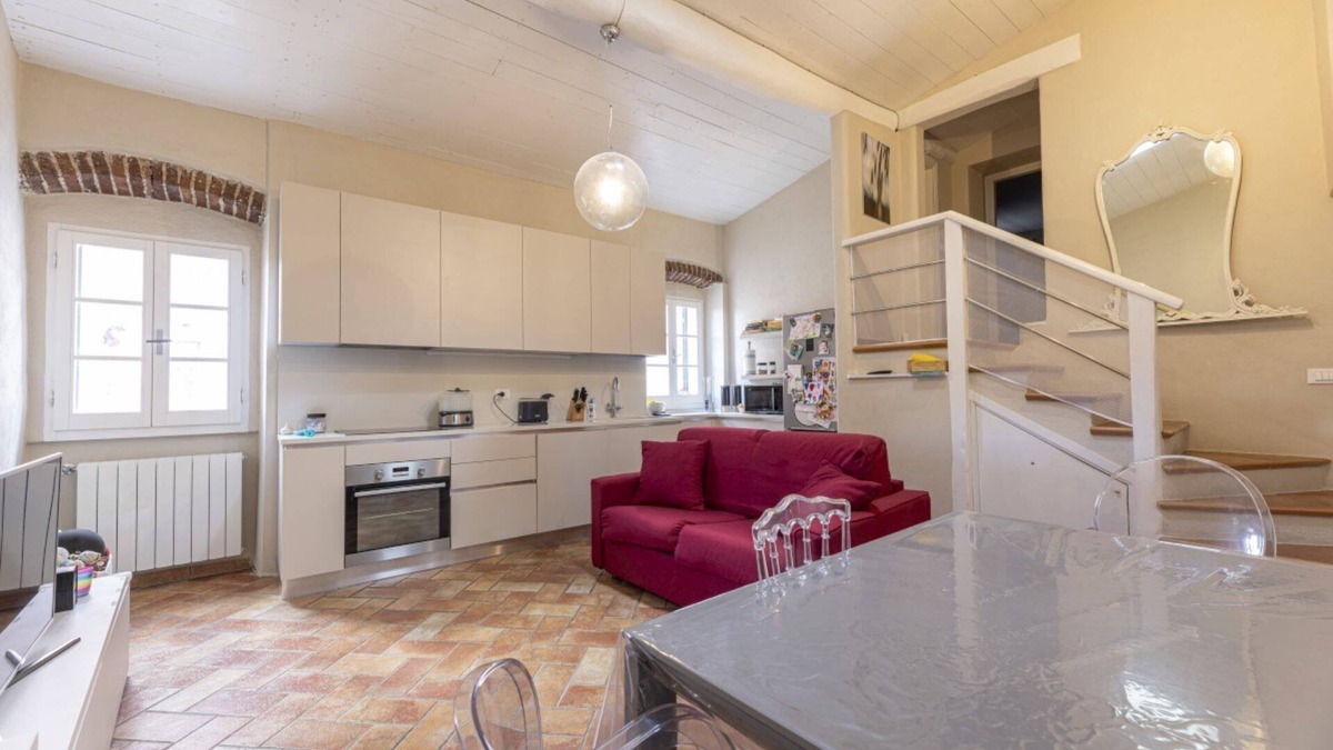 Portoferraio Old Town Apartment | Il Nido di Bianca flavor history and style