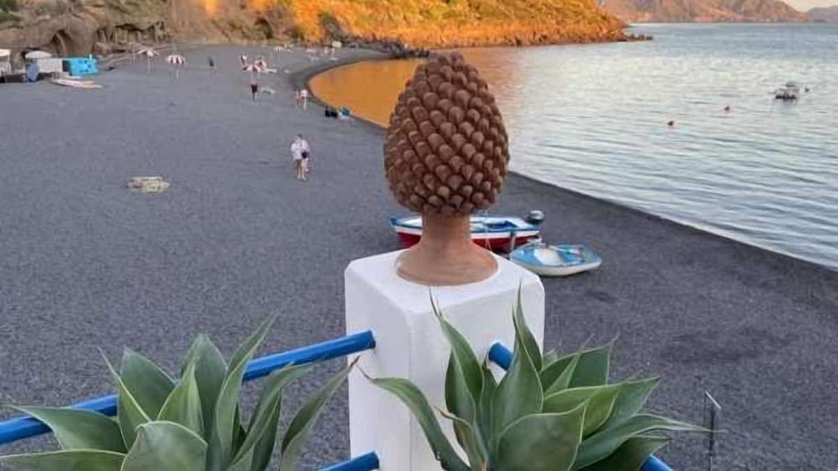Rinella House | Il Nido di Rinella - house on the beach