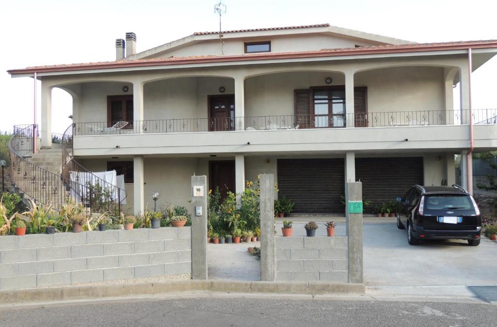 Uras Bed & Breakfast | Il Nuraghe