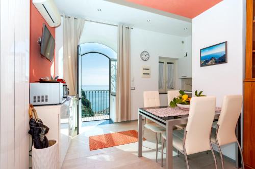 Pontone House | Il Paradiso sul Mare Apartment