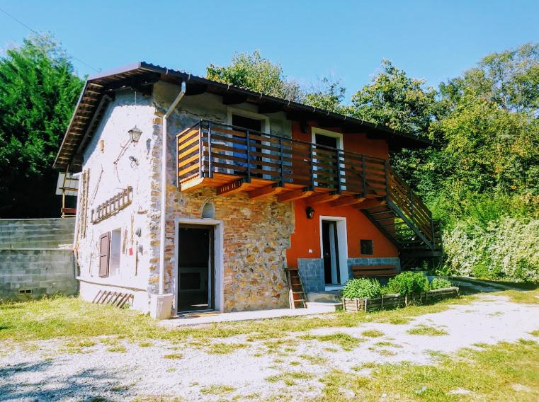 Castellamonte House | Il Pettirosso