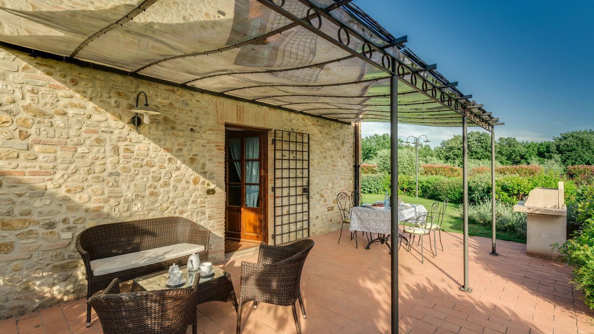 San Pietro in Bossolo Apartment | Il Pollaio, one bedroom apartment walking distance to Tavarnelle Val di Pesa