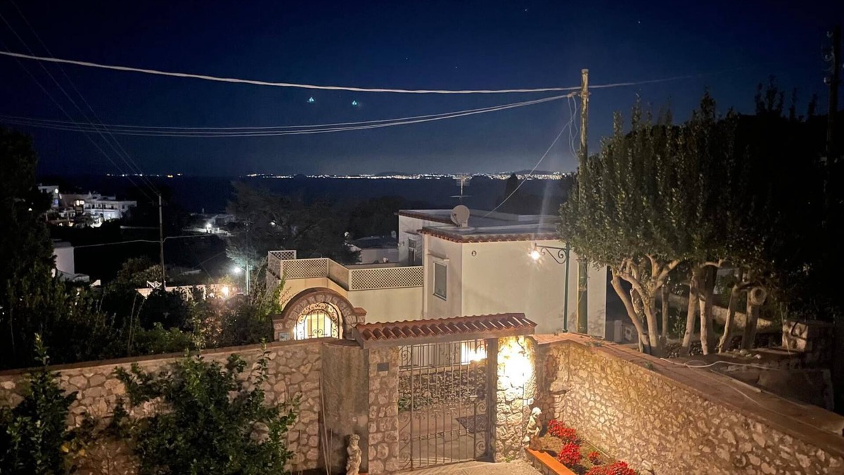 Tiberio Bed & Breakfast | Il Portico BB Capri