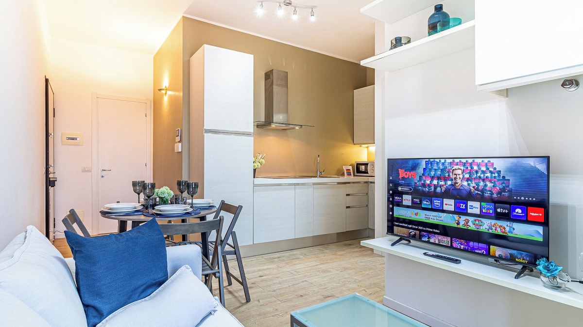Vimercate Apartment | Il quadrato blu - One Bedroom Apartment, Sleeps 4